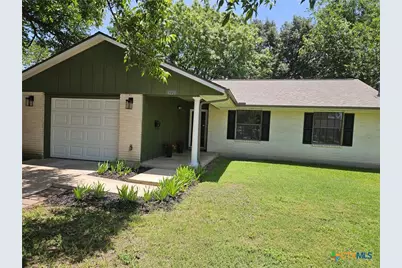 1225 W Coll Street, New Braunfels, TX 78130 - Photo 2