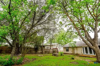 1225 W Coll Street, New Braunfels, TX 78130 - Photo 28