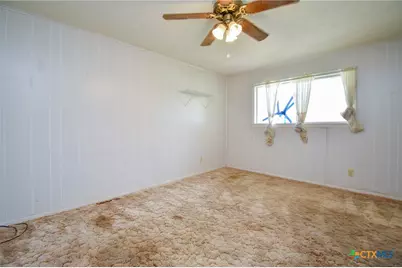2215 Larry Drive, Port Lavaca, TX 77979 - Photo 4
