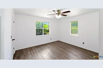 902 S US Highway 281, Evant, TX 76525 - Photo 18