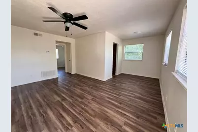 450 Burleson Street #A, San Marcos, TX 78666 - Photo 2