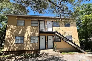 450 Burleson St, San Marcos, TX 78666 - Photo 1