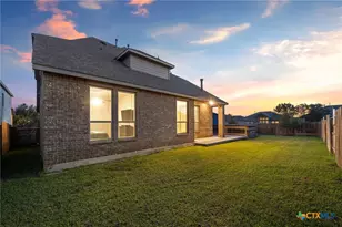 1511 Balcones Fault, New Braunfels, TX 78132 - Photo 8