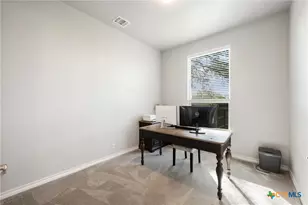 1511 Balcones Fault, New Braunfels, TX 78132 - Photo 34