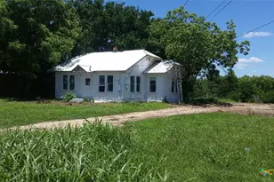 8823 FM725, Mcqueeney, TX 78123 - Photo 1