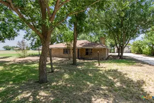 2501 Barnhardt Rd, Temple, TX 76501 - Photo 2