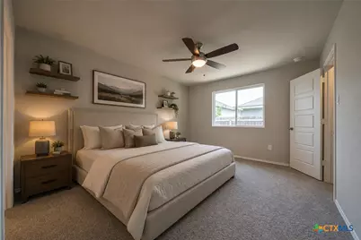 240 West Martindale, Seguin, TX 78155 - Photo 20