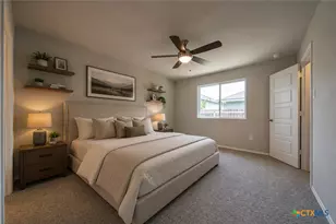 240 West Martindale, Seguin, TX 78155 - Photo 20