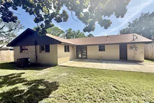 613 Jackson St, Edna, TX 77957 - Photo 28