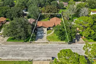 613 Jackson St, Edna, TX 77957 - Photo 30