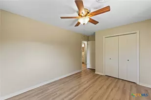 613 Jackson St, Edna, TX 77957 - Photo 24