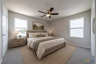 304 W Martindale St, Seguin, TX 78155 - Photo 20