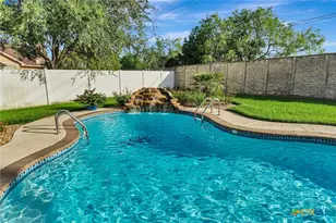 109 Ridge View, Victoria, TX 77904 - Photo 8