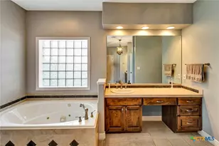 109 Ridge View, Victoria, TX 77904 - Photo 26