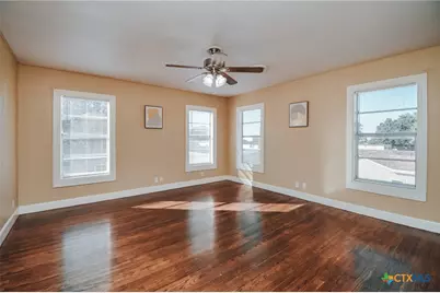 1503 E Virginia Avenue, Victoria, TX 77901 - Photo 14