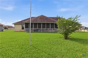 200 Bella Vis St, Victoria, TX 77905 - Photo 28
