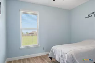 200 Bella Vis St, Victoria, TX 77905 - Photo 22