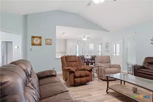 200 Bella Vis St, Victoria, TX 77905 - Photo 4