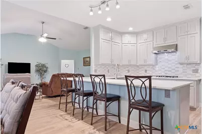 200 Bella Vista Street, Victoria, TX 77905 - Photo 6