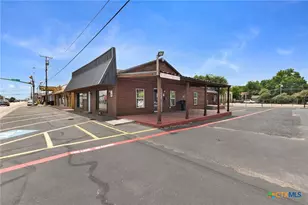 728 W Veterans Memorial Blvd, Killeen, TX 76541 - Photo 1