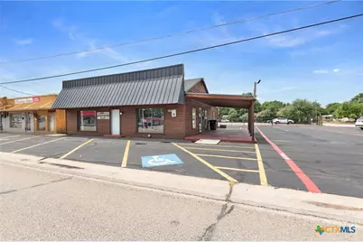728 W Veterans Memorial Boulevard, Killeen, TX 76541 - Photo 2
