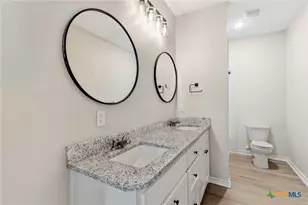 1115 W Avenue I, Temple, TX 76504 - Photo 12