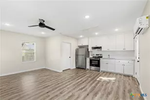 1115 W Avenue I, Temple, TX 76504 - Photo 8