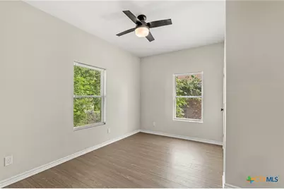 1115 W Avenue I, Temple, TX 76504 - Photo 22