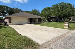 106 Owl Rd, Victoria, TX 77905 - Photo 2