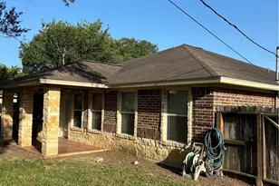 106 Owl Rd, Victoria, TX 77905 - Photo 32