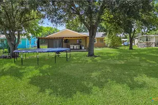 82 Bayou Dr, Port Lavaca, TX 77979 - Photo 18