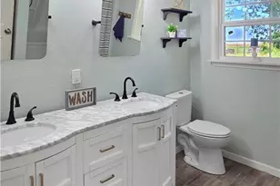 82 Bayou Dr, Port Lavaca, TX 77979 - Photo 10