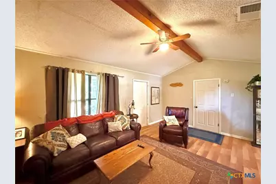 1209 Cobb Street, Edna, TX 77957 - Photo 8