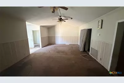 500 6th Street, Cameron, TX 76520 - Photo 8