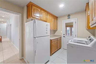 109 W View Drive, Georgetown, TX 78628 - Photo 18