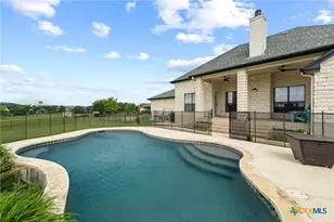 109 W Vw Dr, Georgetown, TX 78628 - Photo 22