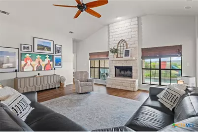109 W View Drive, Georgetown, TX 78628 - Photo 2