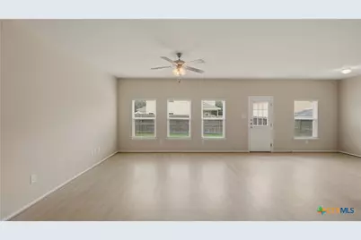 140 Fabarm Lane, New Braunfels, TX 78130 - Photo 6