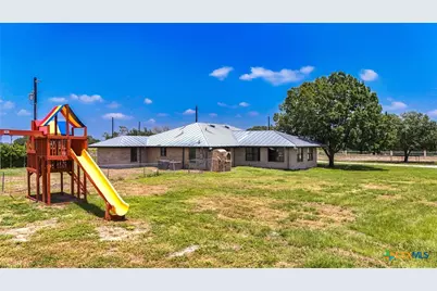 166 Lower Seguin Road, Marion, TX 78124 - Photo 10