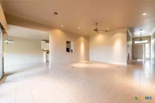 139 Georgia Pl, New Braunfels, TX 78130 - Photo 4