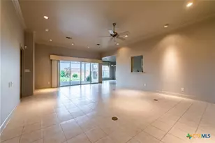 139 Georgia Pl, New Braunfels, TX 78130 - Photo 2