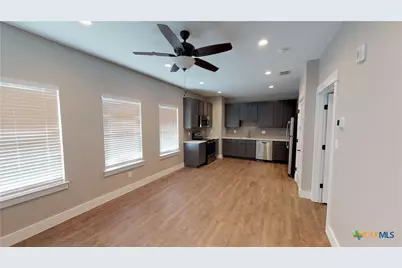 311 Craddock Avenue #102, San Marcos, TX 78666 - Photo 6