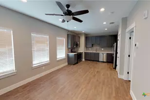 311 Craddock Ave, San Marcos, TX 78666 - Photo 6