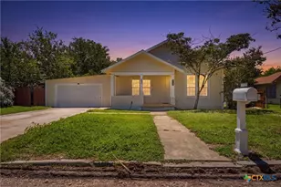 415 Elm St, Seguin, TX 78155 - Photo 1