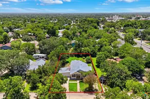 415 Elm St, Seguin, TX 78155 - Photo 28