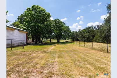 105 Lms Lane, Gatesville, TX 76528 - Photo 32
