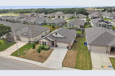1132 Eagle Xing, Seguin, TX 78155 - Photo 34