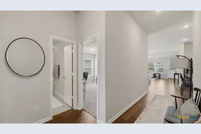 1132 Eagle Xing, Seguin, TX 78155 - Photo 4