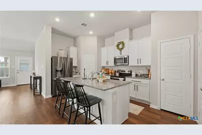 1132 Eagle Xing, Seguin, TX 78155 - Photo 12