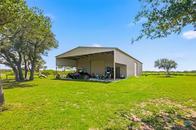 3298 Cr 132, Hallettsville, TX 77964 - Photo 10
